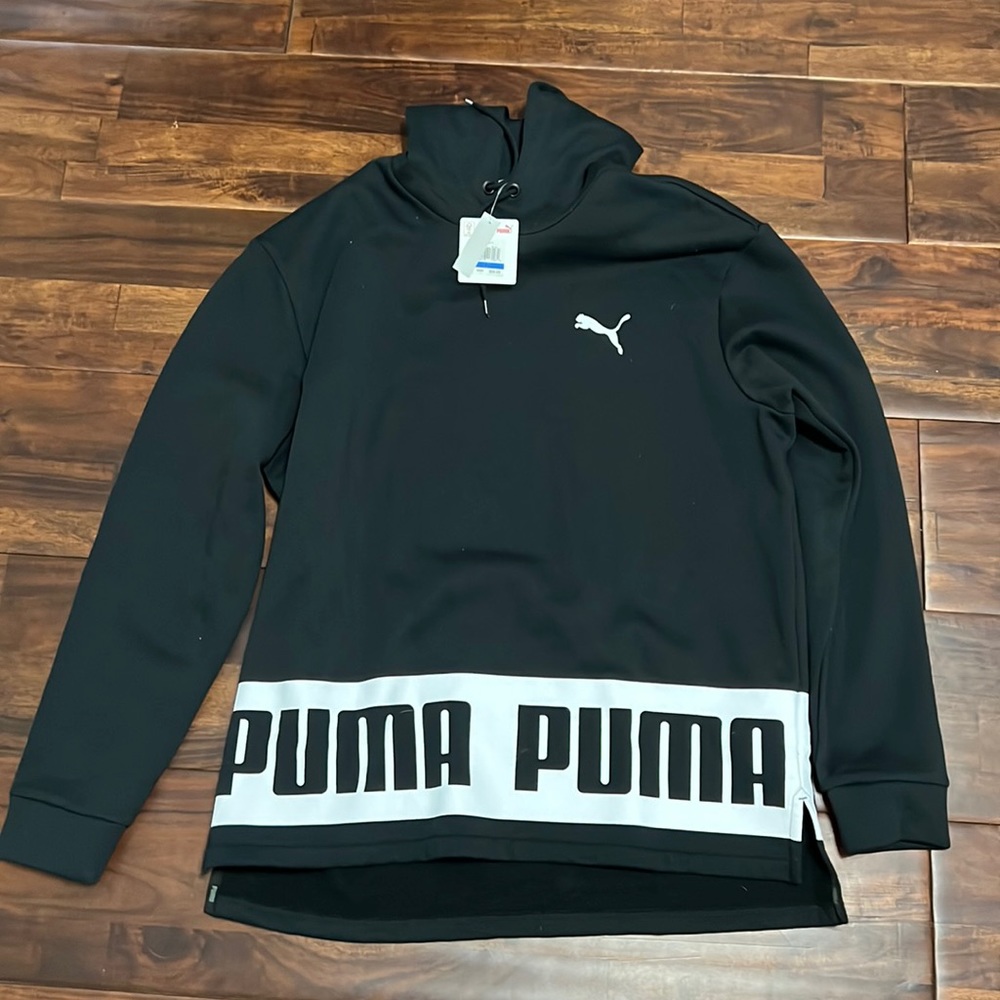 Men’s Puma fleeced lines sweatshirt Sz XL. NWT